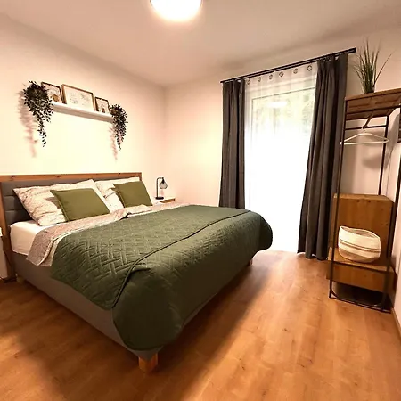 Wohlfuehlplatzerl Am Klopeiner ウンテーブルク・アム・クロッパイナー・ゼー